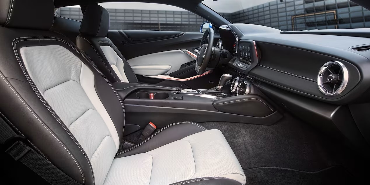 2023 CHEVROLET CAMARO INTERIOR