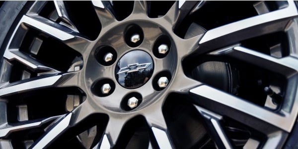 Close-up of an alloy wheel on a 2027 Chevrolet Silverado 1500 High Country