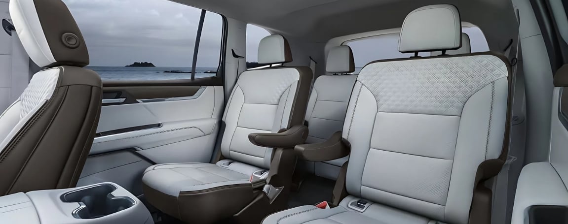 GMC Acadia: Midsize Versatility with Premium Touches