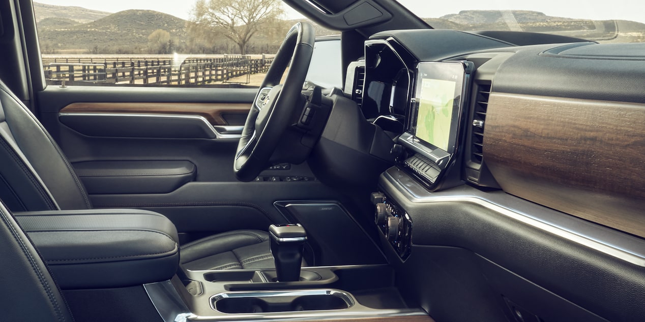 2026 Chevrolet Silverado Interior
