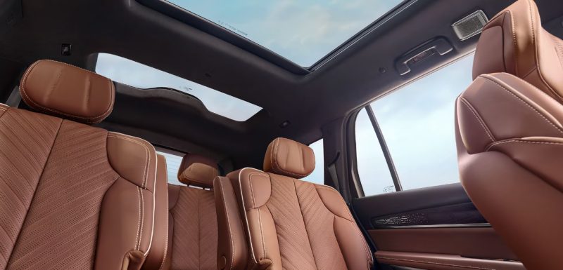 2027 Cadillac VISTIQ interior