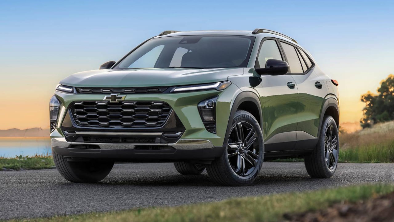 vue latérale avant d'un Chevrolet Trax 2026