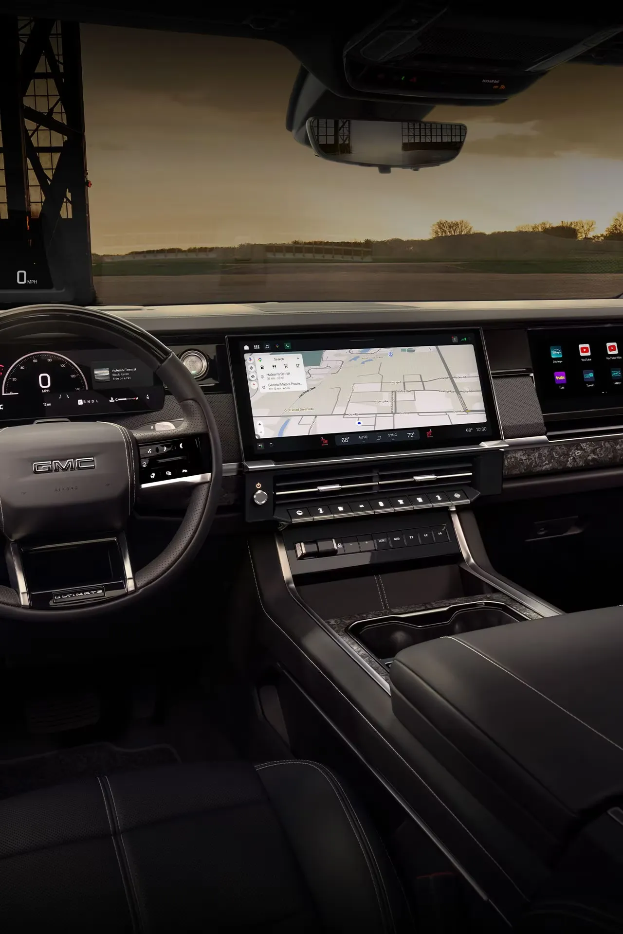 Tableau de bord et écrans numériques du GMC Sierra 1500 2027.