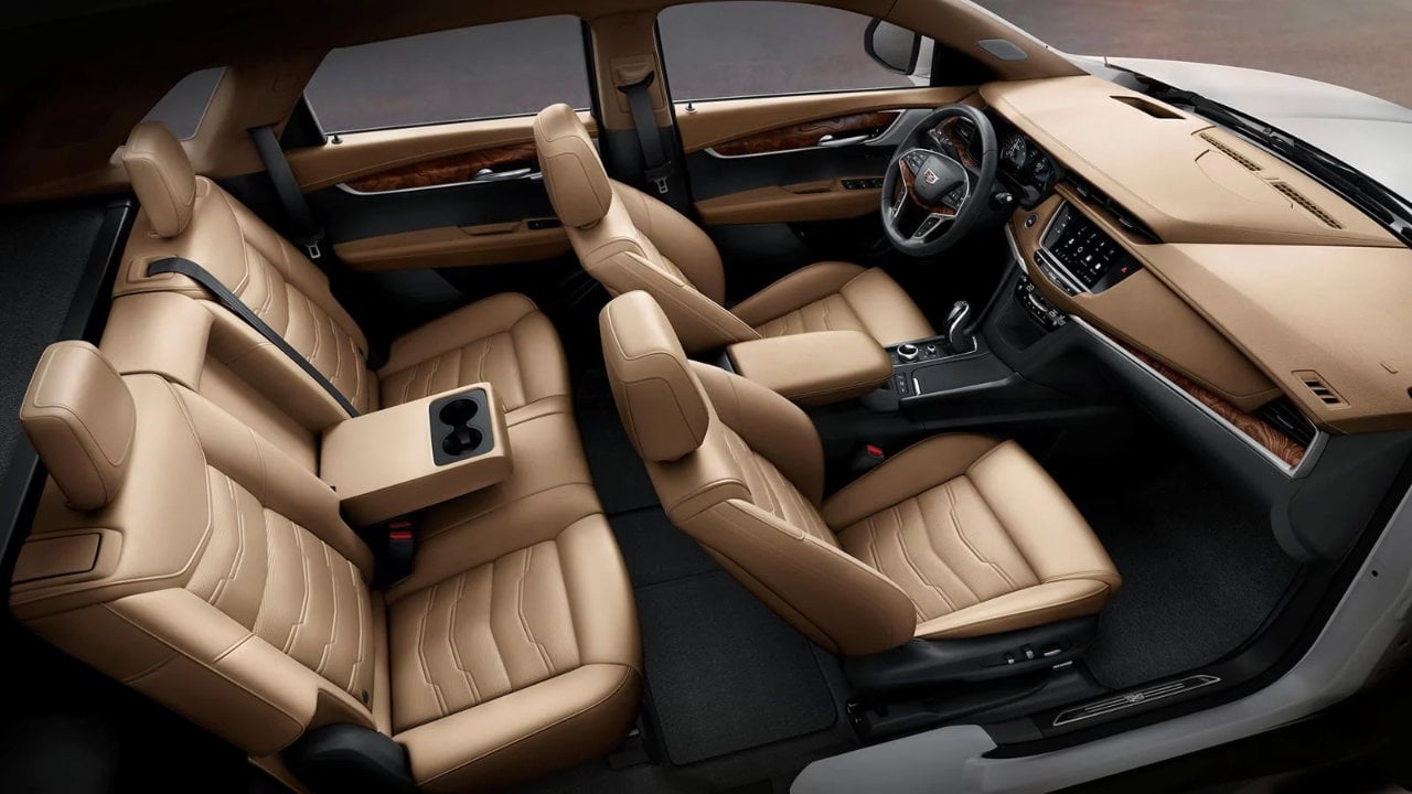 vue de l'habitacle d'un Cadillac XT-5 2026