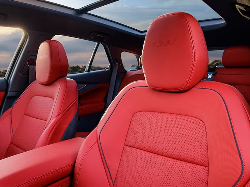 2024 Chevrolet Blazer front -seat