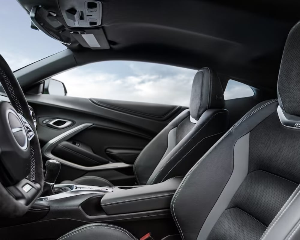 2024 Chevrolet Camaro-3