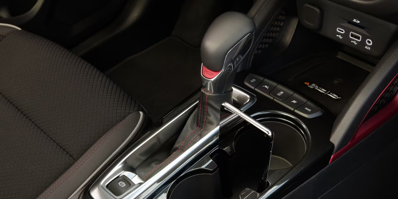 2023 Chevrolet Trailblazer Sporty Small SUV Interior Center Console Shifter 2023 Chevrolet Trailblazer Sporty Small SUV Interior Center Console Shifter - Barnes Wheaton GM South Surrey