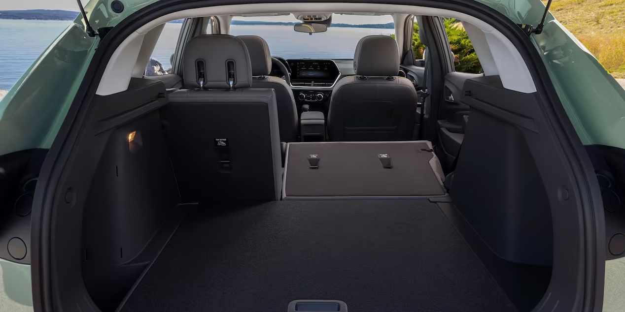 Open Trunk of the 2024 Chevrolet Trax Open Trunk of the 2024 Chevrolet Trax - Barnes Wheaton GM South Surrey