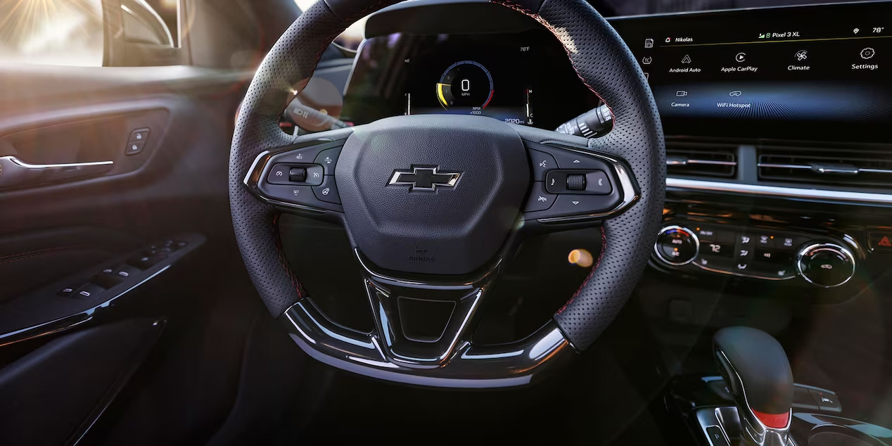 Steering Wheel of the 2024 Chevrolet Trax Steering Wheel of the 2024 Chevrolet Trax - Barnes Wheaton GM South Surrey