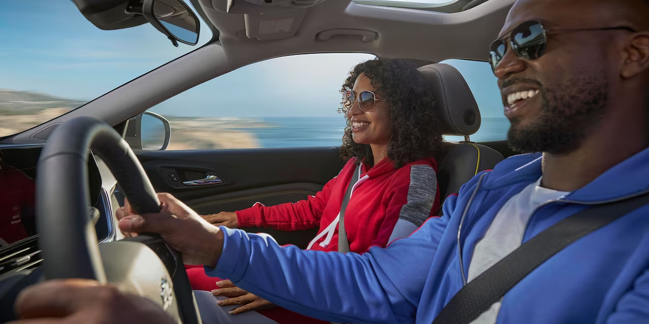 Two Persons Inside the 2024 Chevrolet Trax Two Persons Inside the 2024 Chevrolet Trax - Barnes Wheaton GM South Surrey
