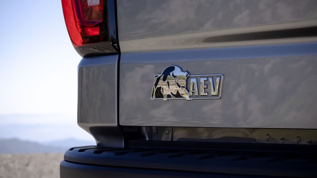 2023 gmc sierra 1500 at4x aev edition badge slider_widget-110-2
