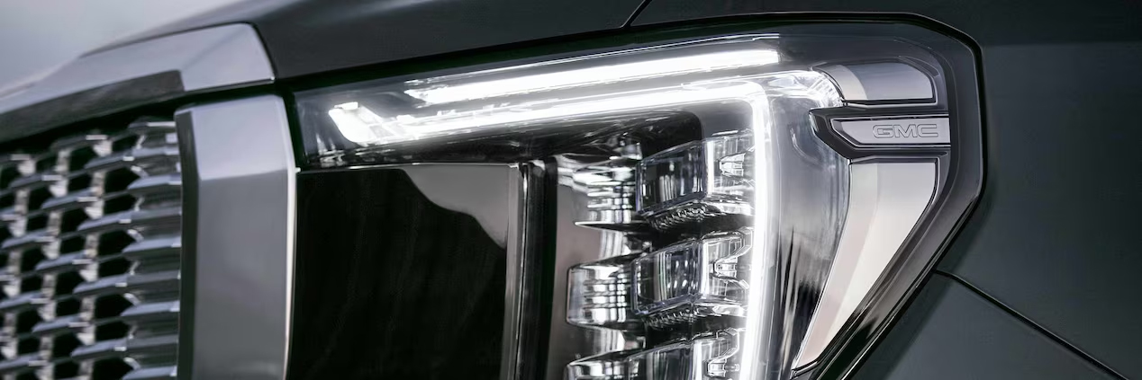 2023 gmc yukon & yukon xl chrome details 3 slider_widget-135-2